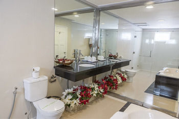 Saga Hotel Hô Chi Minh-Ville Extérieur photo